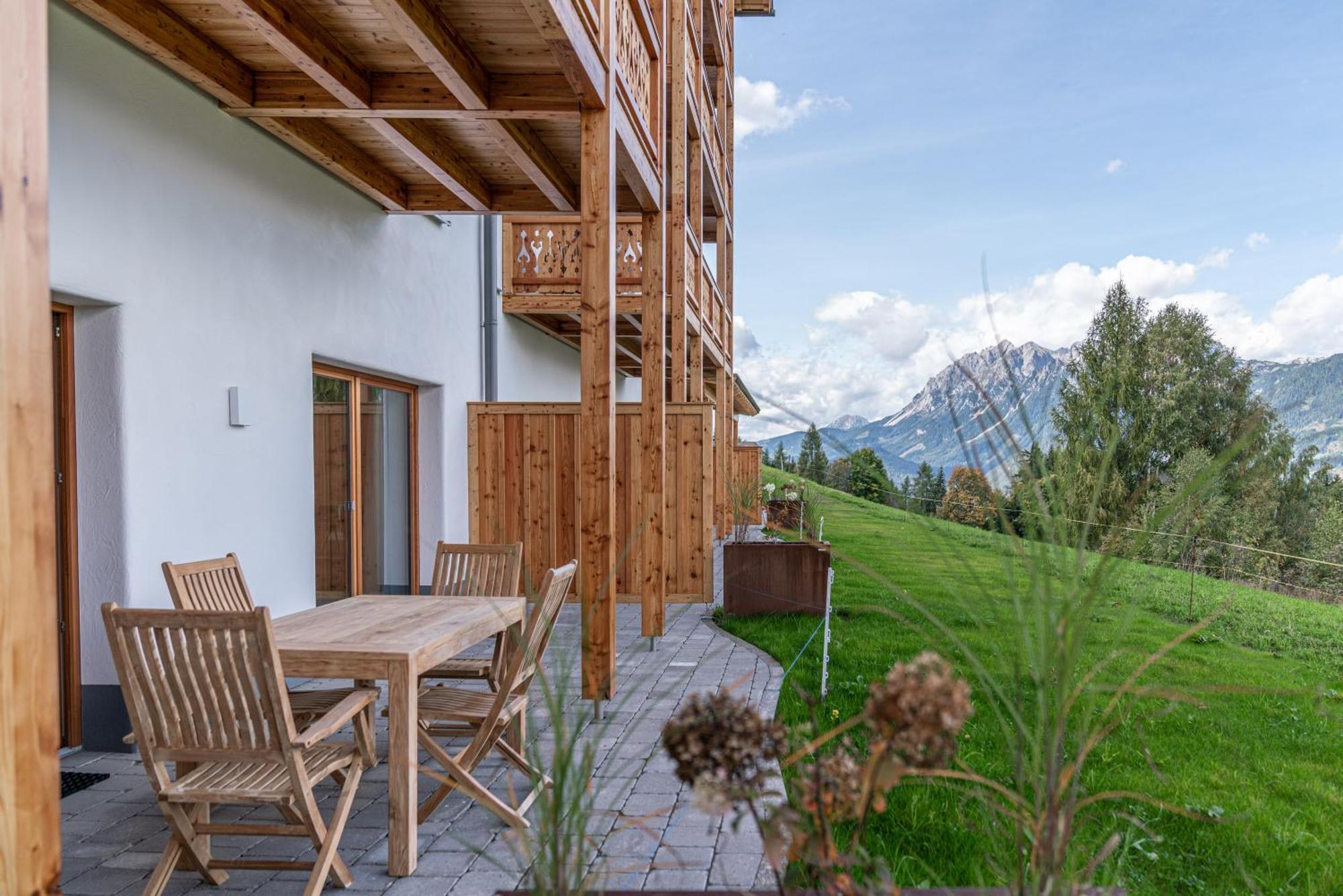 Skylodge Alpine Homes Haus im Ennstal Luaran gambar